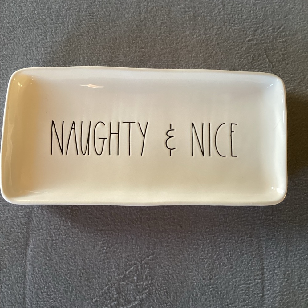 RAE DUNN MAGENTA NAUGHTY & NICE PLATTER TRAY LARGE PLATE HOLIDAY CHRISTMAS